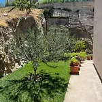 Miki Apartment